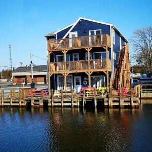 **** Inn The At Fisherman's Cove Canada