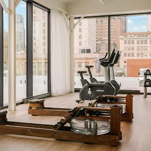 **** Aparthotel Sonder Apollon Canada
